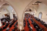 583 yıllık Ulu Cami’de cuma namazı 