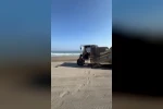 Akçakoca’da plajlarda temizlik ve kum tesviyesi çalışması