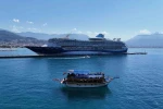 Alanya’ya lüks kruvaziyer ile bin 767 turist geldi 