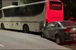 Alkollü sürücü önce duvara sonra otobüse çarptı: 2 ağır yaralı 