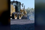 Antakya’da Akasya ve Güzelburç mahallelerinde yollar asfaltlandı 
