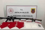 Antalya’da 200 bin kullanımlık uyuşturucu madde ele geçirildi