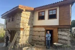 Antalya’da ata mirası tarihi düğmeli evler restore ediliyor