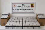 Antalya’da kaçak tütün operasyonu: 10 bin doldurulmuş makaron ele geçirildi 
