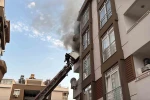 Apartman dairesi yangında kullanılamaz hale geldi