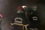 Apartmandan yükselen duman ekipleri alarma geçirdi 