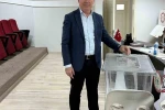 Aydın Eczacı Odası Başkanı Karaarslan 7. defa güven tazeledi