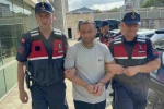 Ayva dalını kestiği için amcasını öldüren gurbetçi yakalandı