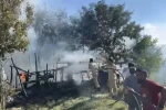 Bahçe yangını ormanlık alana sıçramadan söndürüldü 