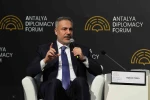 Bakan Fidan: "İsrail kendi güvenliğinin değil, daha fazla toprağın peşinde" 