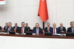 Bakan Işıkhan: "Asgari ücret miktarının çalışanlarımızın gelirlerini enflasyona ezdirmeyecek şekilde belirlenmesi için çalışmalarımızı sürdüreceğiz" 