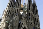 Barselona’daki La Sagrada Familia, dünyanın en uzun kilisesi unvanını aldı