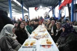Başkan Çerçioğlu İncirliova’da kurulan iftar sofrasında vatandaşlarla bir araya geldi 