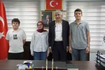 Başkan Hallaç, başarılı öğrencileri halkın makamında ağırladı 