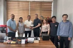 Bergama’da Türkçe isimli iş yerlerine teşekkür plaketi 