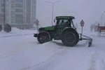 Besni’de yoğun kar yağışı hayatı olumsuz etkiledi 