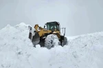 Bingöl’de karla mücadele çalışmaları gece gündüz sürüyor