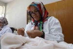 Bir iğne ve bir iplikle kültür mirasını geleceğe taşıyorlar 