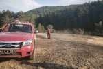 Bolu’da orman kenarında anız yangını: Köylülerin su tankerli müdahalesi faciayı önledi