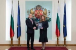 Bulgaristan’da seçimlerin galibi Radev’e hükümeti kurma görevi verildi 