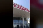 "Bütün gazeteciler gelsin" diyerek intihara kalkışan şahsı "Karpuz keselim gel" diyerek çatıdan indirdiler