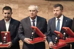 Çameli’ne çağ atlatan Başkan Arslan’a ’Yılın En Başarılı İlçe Belediye Başkanı’ ödülü verildi 