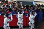 Çin’den uzaya gönderdiği bir astronotuna ilk kez 1 yıllık görev süresi 