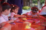 Çocuklar yaz çocuk atölyelerinde hem eğleniyor hem öğreniyor