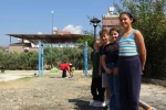 Çöpleri yakmak isterken oyun parkını yaktı