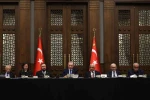 Cumhurbaşkanı Erdoğan: "Hicri 61 yılının 10 Muharrem gününde bedenler bir bir toprağa düşse de hak ve hakikat yere düşmemiştir" 