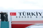 Cumhurbaşkanı Erdoğan Türkiye'ye döndü