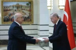 Cumhurbaşkanı Erdoğan’a 5 ülkenin büyükelçisinden güven mektubu 