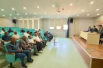 Demirözü’nde muhtarlarla değerlendirme toplantısı yapıldı 