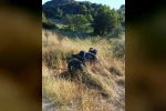 Direksiyon hâkimiyetini kaybeden motosiklet tarlaya savruldu: 1 yaralı 