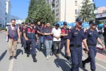 Dolandırıcılar, kuryelerini sosyal medyadan verilen ‘günlük dolgun ücretli’ iş ilanlarıyla bulmuş