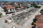 Düzce’de riskli yapılar temizliyor 