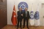 Ege Üniversitesinden "Yapay Zekâ Destekli Eğitim ve Araştırma" atılımı 