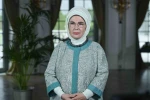Emine Erdoğan, yıl boyunca katıldığı programlarda İsrail’in Gazze’de uyguladığı soykırıma dikkat çekerek zulmün sona ermesi için uluslararası topluma çağrılarda bulundu 