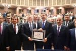 Enerji ve Tabii Kaynaklar Bakanı Alparslan Bayraktar BTSO Meclisinin konuğu oldu