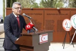 Erhürman’dan Şehitlikte Mesaj