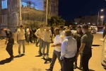 Ev sahibi ile kiracı arasında bıçaklı, sopalı, taşlı kavga: 11 yaralı 