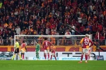 Galatasaray bu sezon ligde 5. kez berabere kaldı 