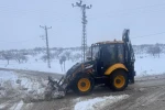 Gaziantep Büyükşehir’den köy yollarında yoğun karla mücadele 