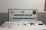 Gaziantep'te 4 bin 587 adet captagon hap ele geçirildi: 4 şahıs tutuklandı