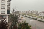Gaziantep’te sağanak yağış ve dolu hayatı felç etti 