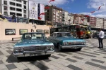 Gaziosmanpaşa Belediyesi nostalji araba tutkunlarını bir araya getirdi 
