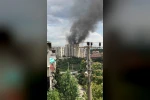 Gebze’de bina çatısı alevlere teslim oldu 
