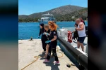 Gezi teknesinde rahatsızlanan vatandaşa tıbbi tahliye 