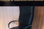 Girdiği iş yerinden koltuk çaldı