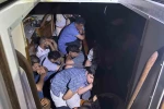 Gökova Körfezinde yelkenli teknede 40 düzensiz göçmen ve 2 göçmen kaçakçısı yakalandı 